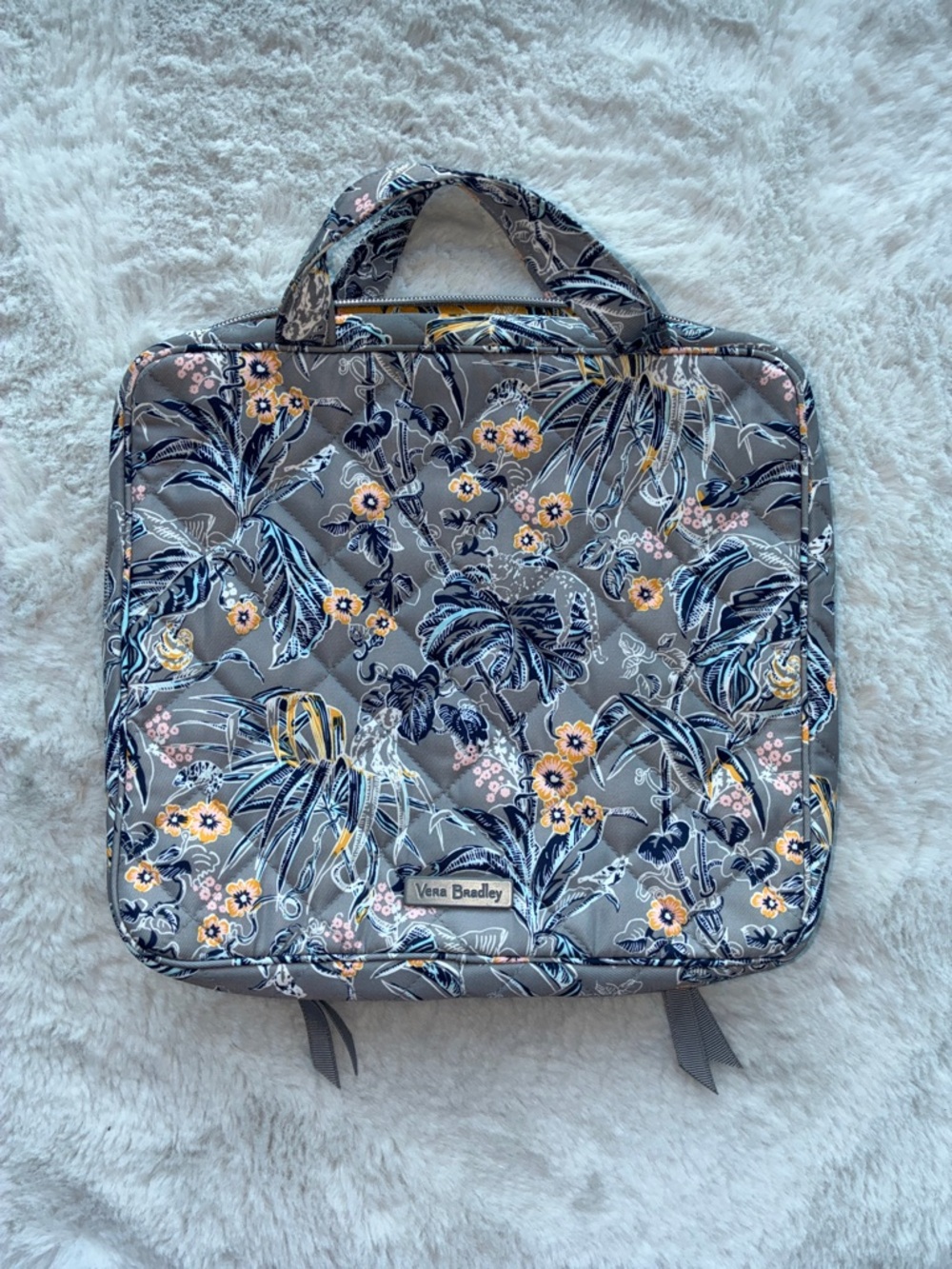 Vera Bradley hanging organizer